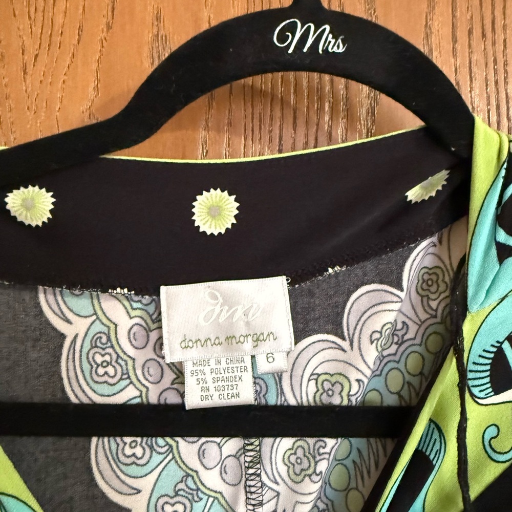 💖Donna Morgan Black and Green Floral Dress💖 - Picture 4 of 10